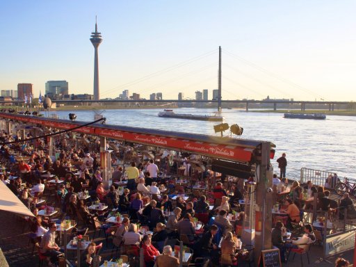 Abbildung: „Kurzurlaub in Düsseldorf“
