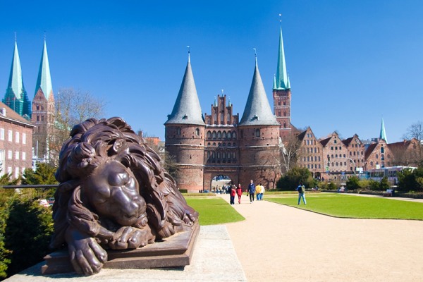 Abbildung: „Boots- und Museumstour durch Lübeck“