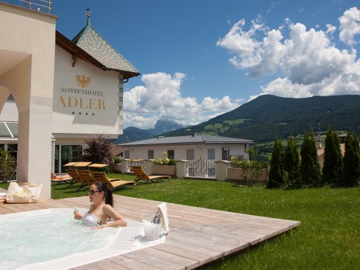 Abbildung: „Liebevolles Wellnesshotel Südtirol“