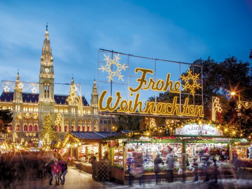 Abbildung: „3 Weihnachtsmärkte, Glühwein und Hotel“